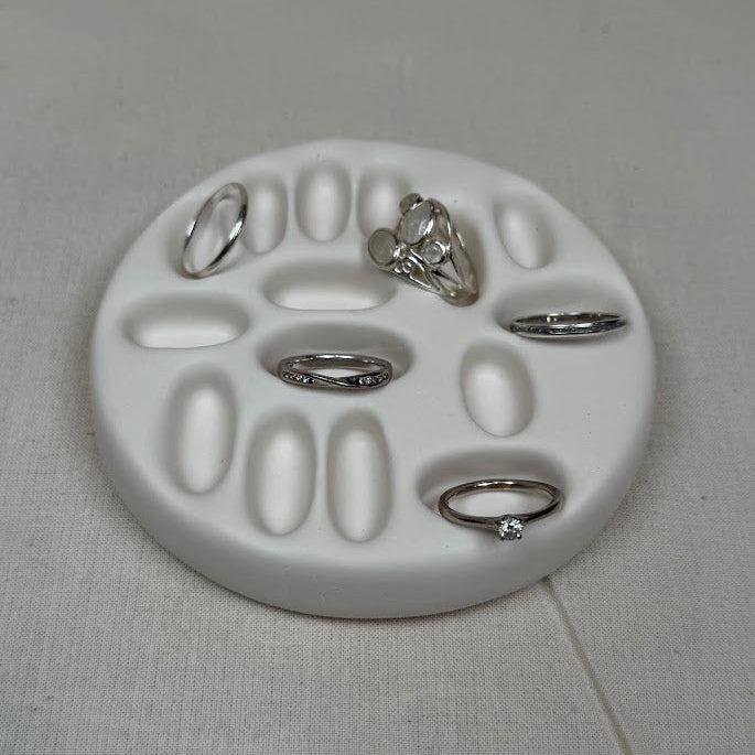 Pebble Ring Dish - Bone White