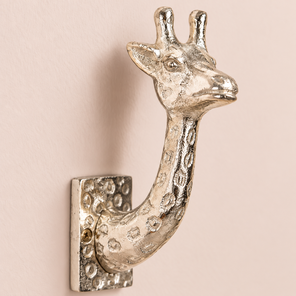 Raw Nickel Giraffe Wall Hooks – Set of 2