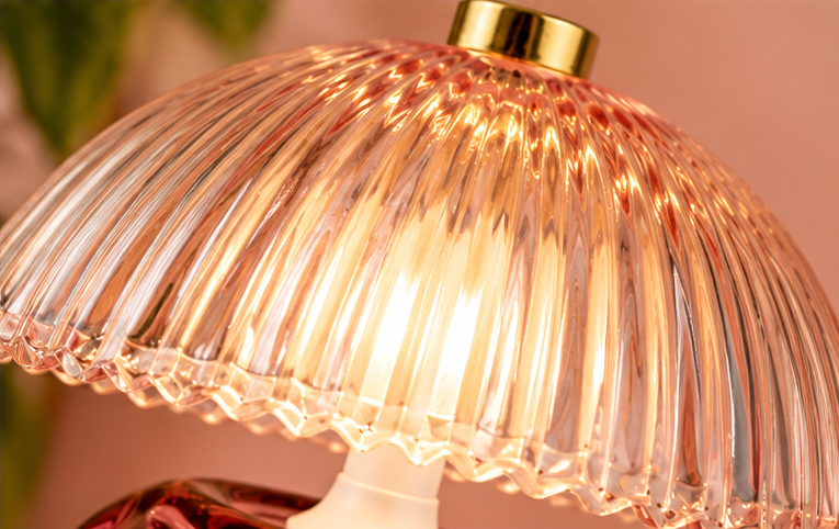 Ribbed Glass Table Lamp – Pink